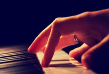 PG娱乐官网：克罗斯盲排任意球高手：卡洛斯居首，梅西第，C罗第.